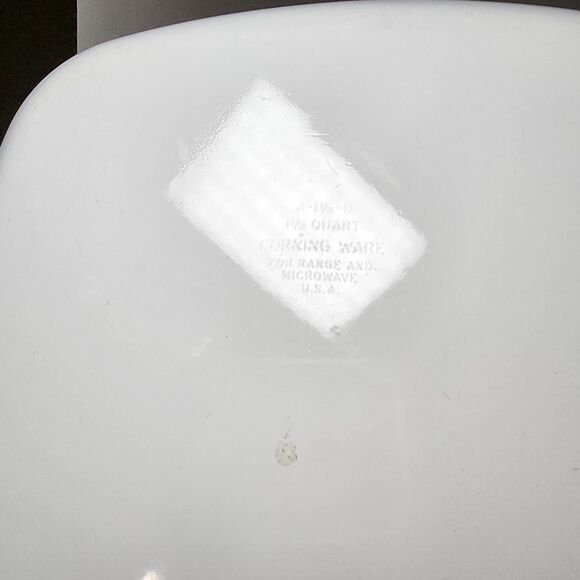 Corning Wave Casserole Dish with Blue Cornflower 1QT & 1.5QT - Picture 9 of 13